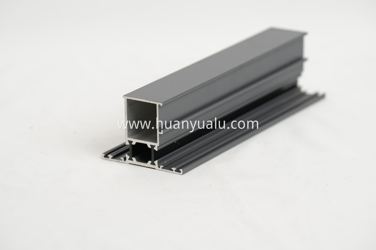 Thermal insulation profiles